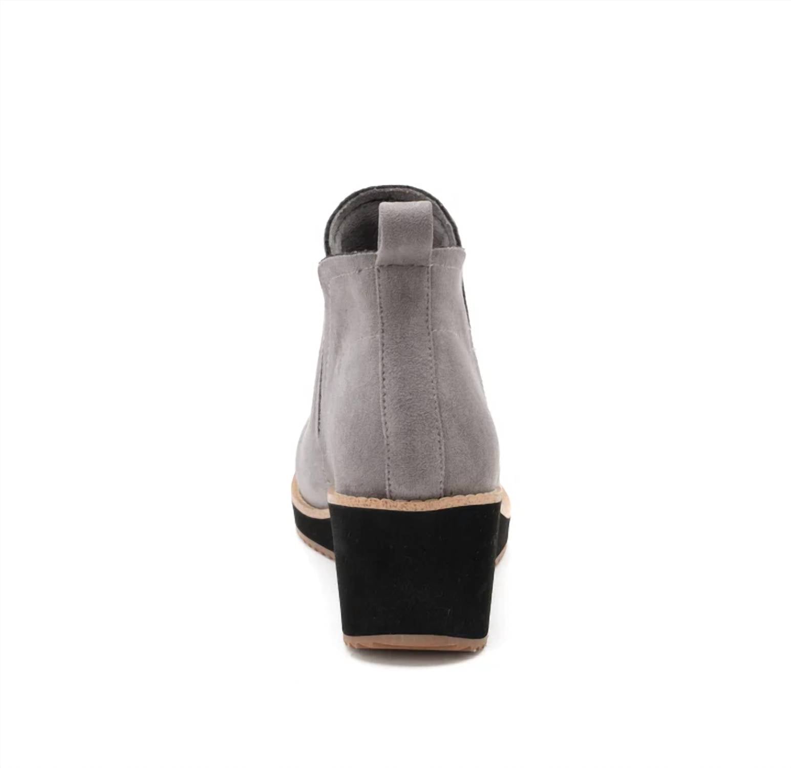 Corkys Footwear - Women's Tomb Suede Booties