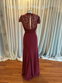 Jenny Packham - Lace Cap Sleeves Gown