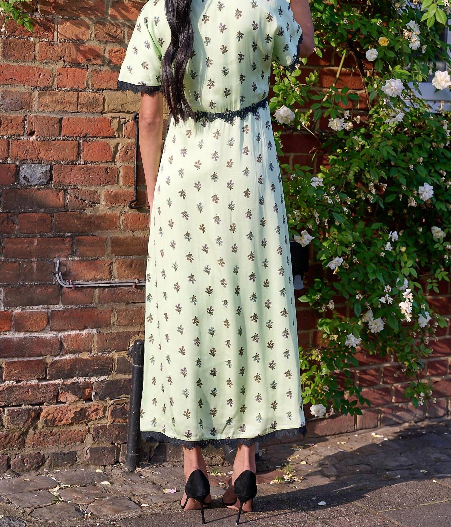 Neve & Noor - Cleo Floral Lace Dress