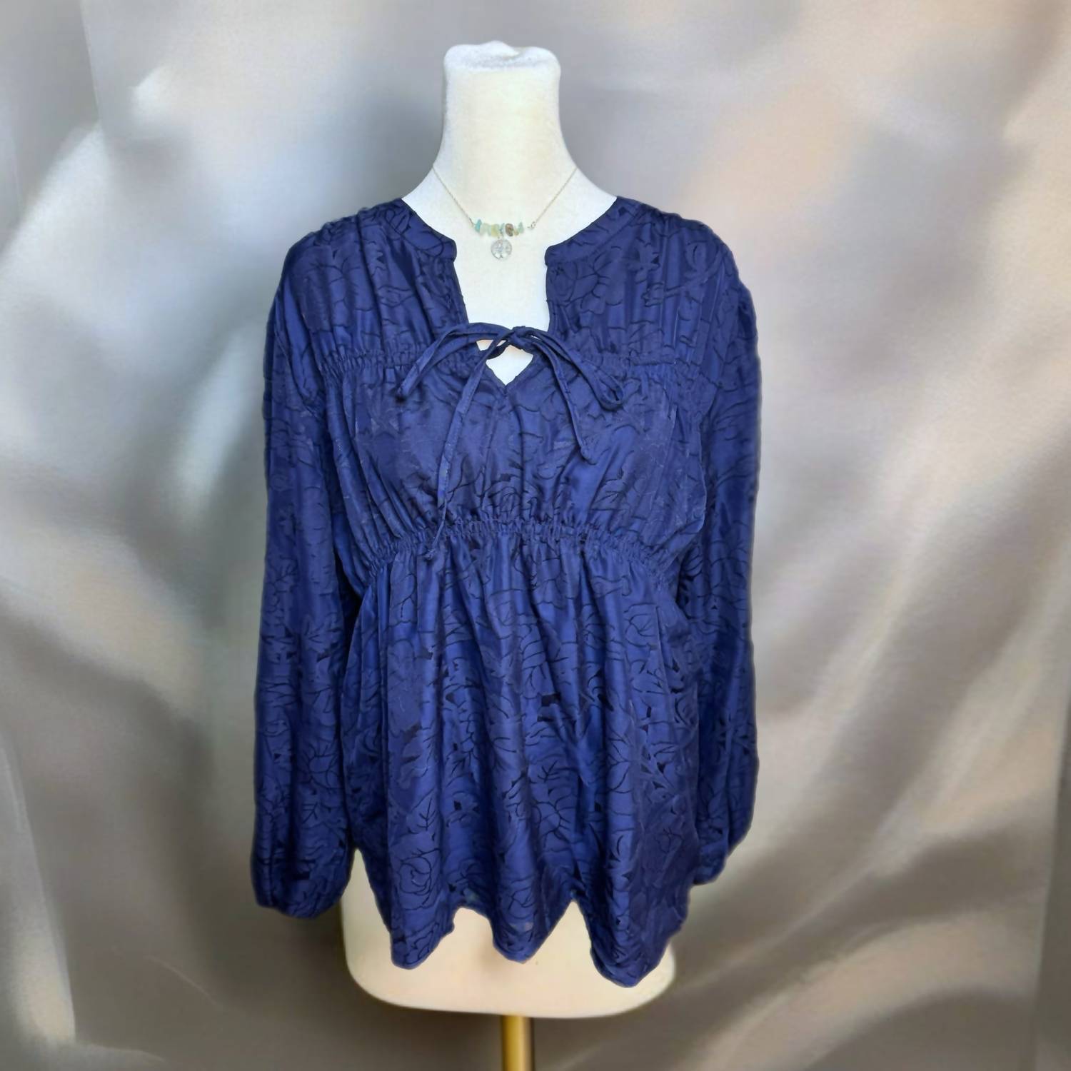 Mason & Belle - Lace Cinched Waist Blouse