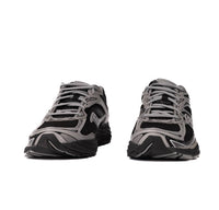 Saucony - Men's Progrid Omni 9 Sneakers
