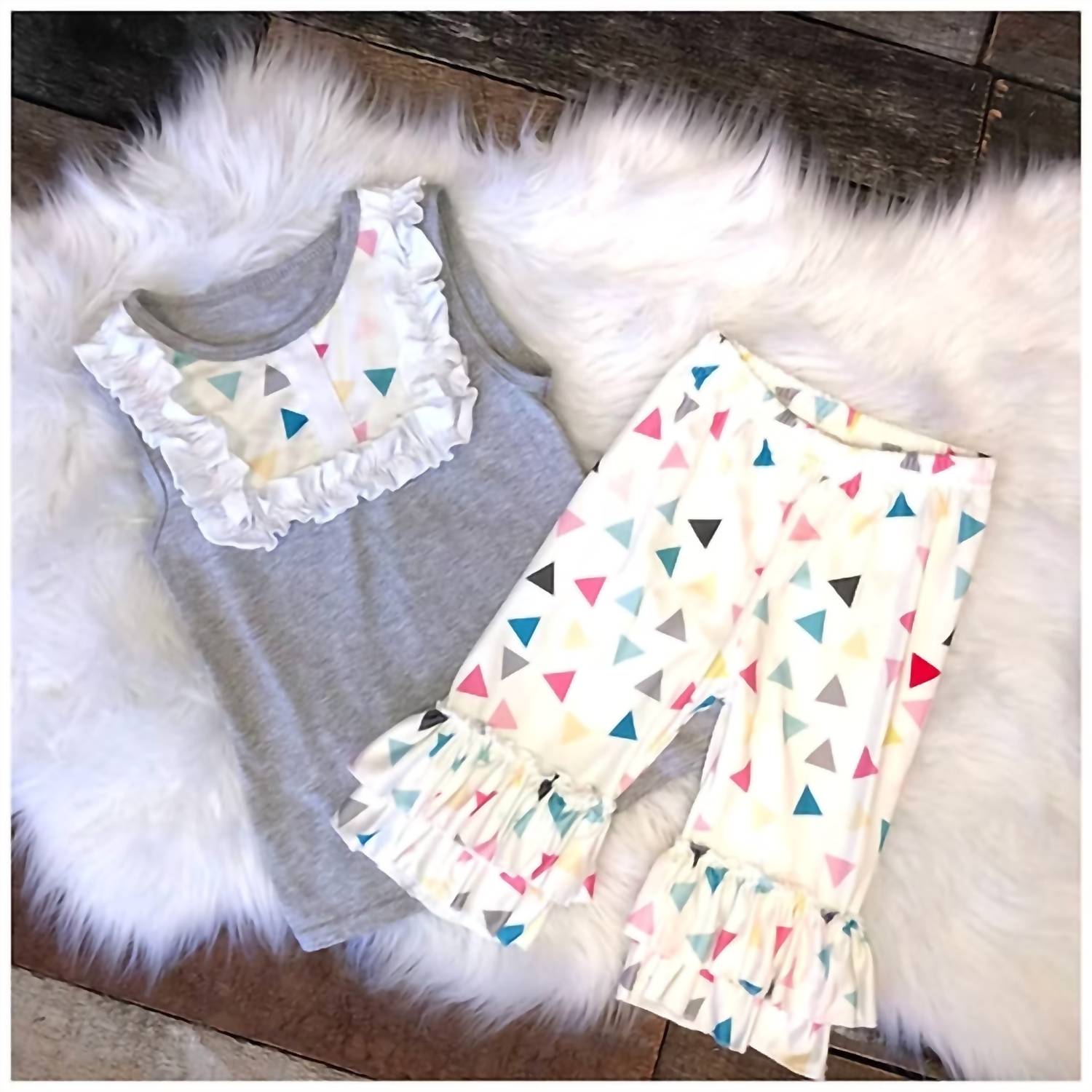 Pete + Lucy - Girls Triangle Pant Set