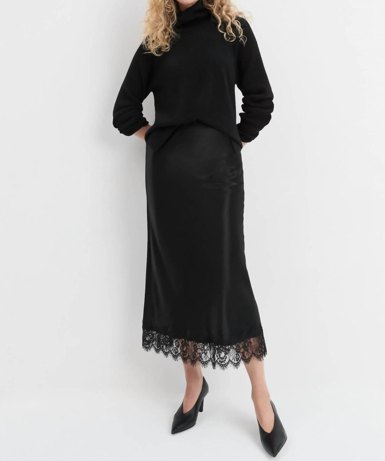 Favorite Daughter - Lacy Favorite Skirt