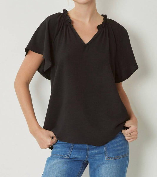 Entro - Ruffled Flutter Sleeve Blouse