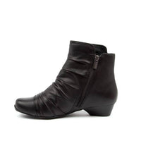 Ziera Women's Camryn Boots in black leather - women's shoe - alternate view