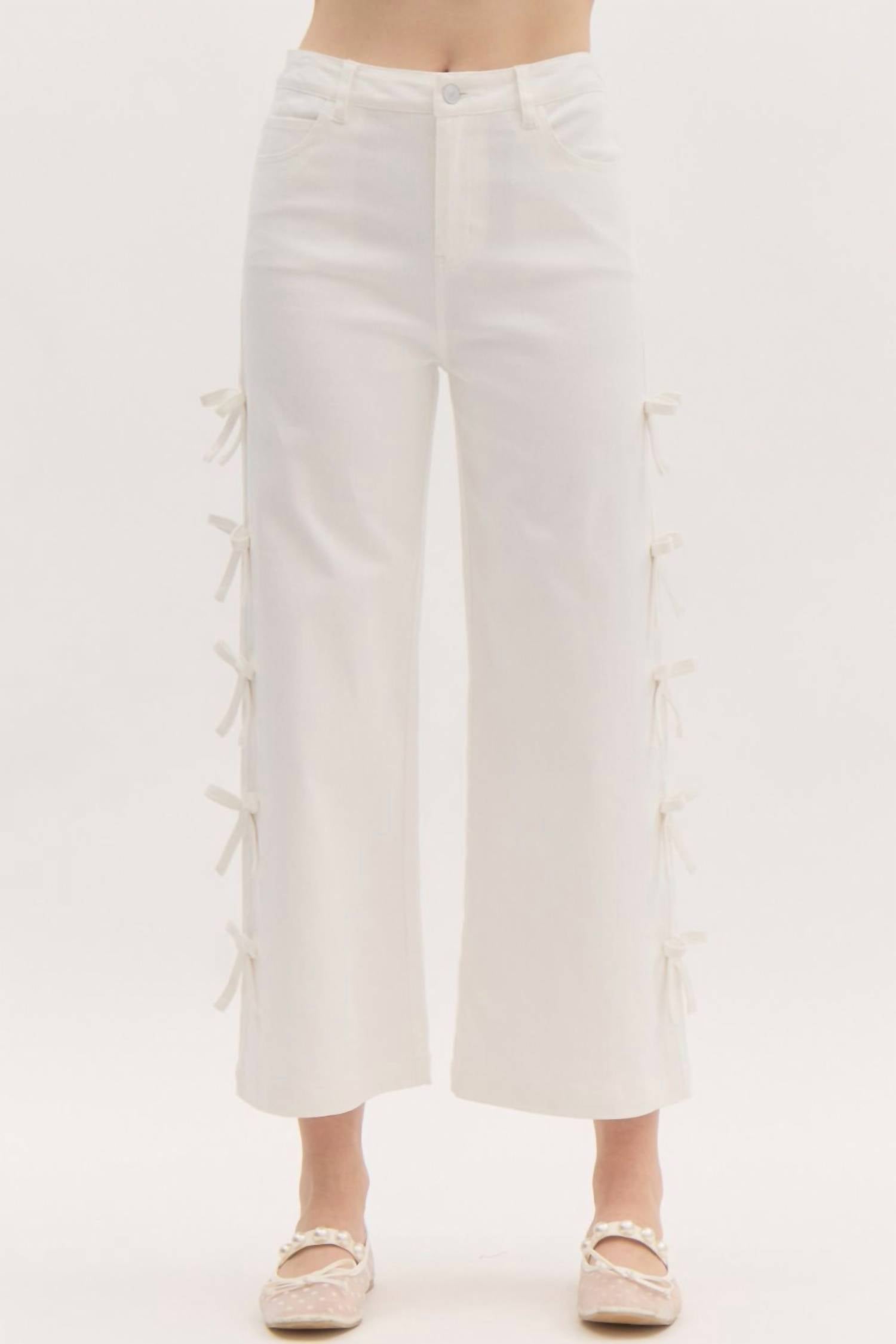 Entro - Cropped Fixed Mini Bows Jeans