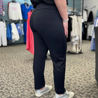 Lulu-B - Secret Pocket Detail Capri Pants - Plus