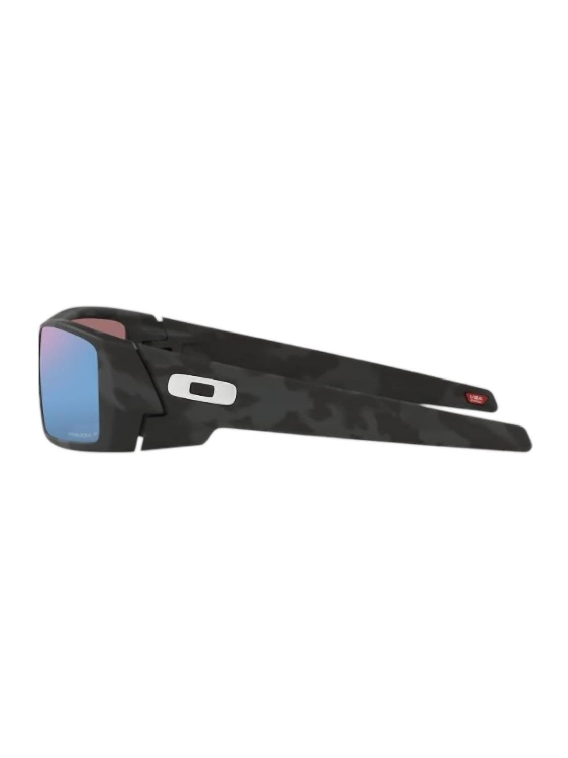 Oakley - Gascan Rectangle Polarized Sunglasses 9014-8160