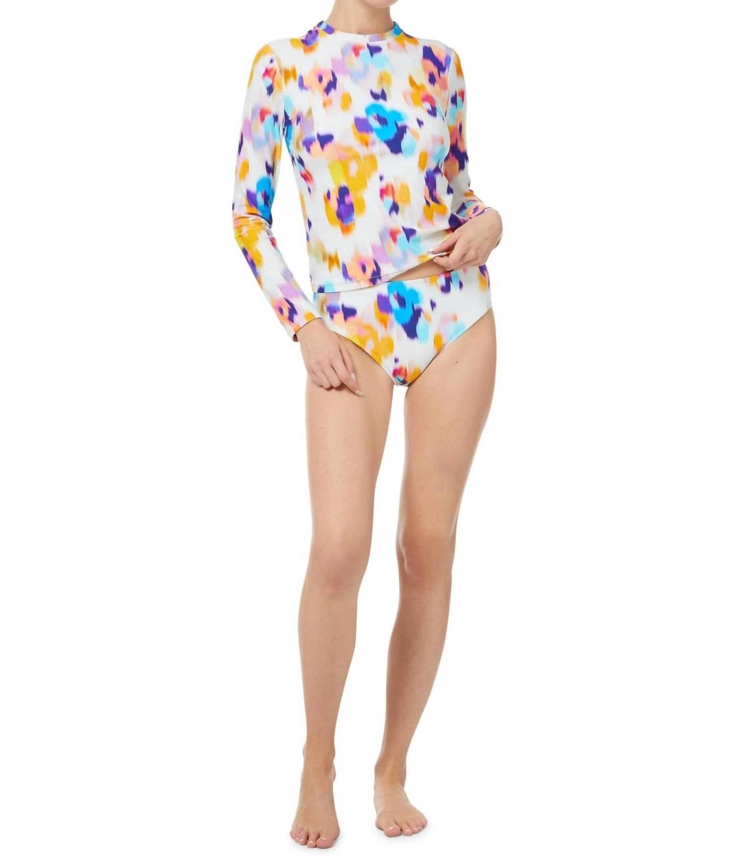 Change Of Scenery - Stephanie Rash Guard