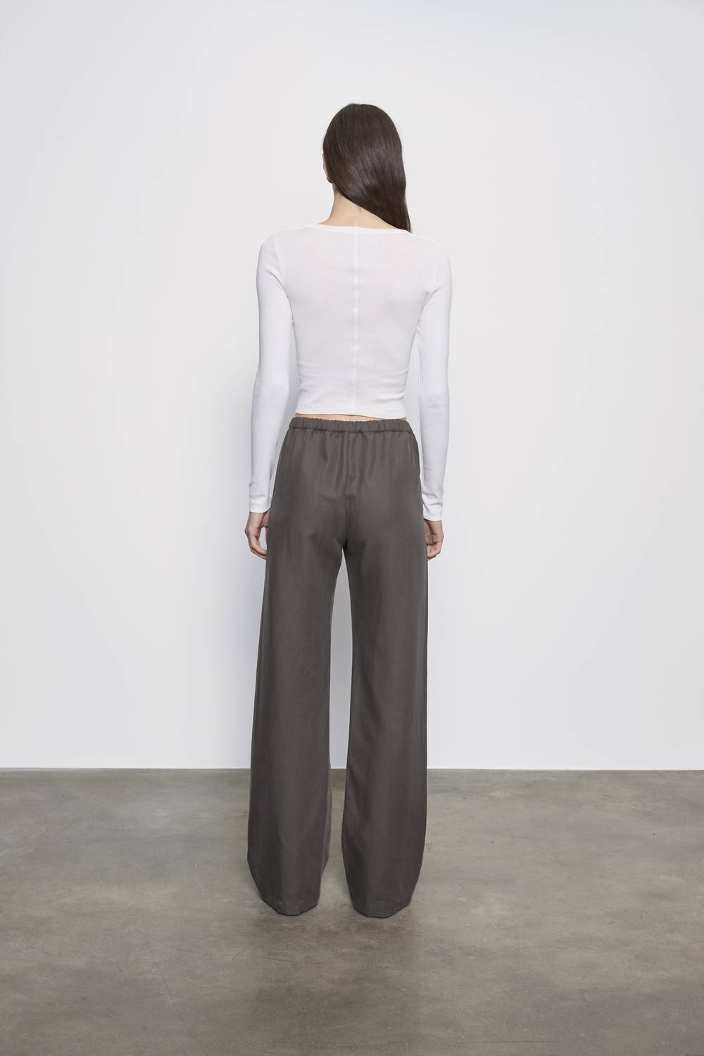 Enza Costa - SUPIMA BABY RIB LONG SLEEVE CROPPED TOP