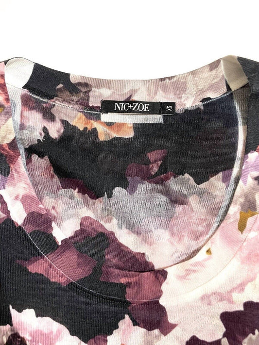 Nic + Zoe - Women's Floral Print Lightweight Knit Top