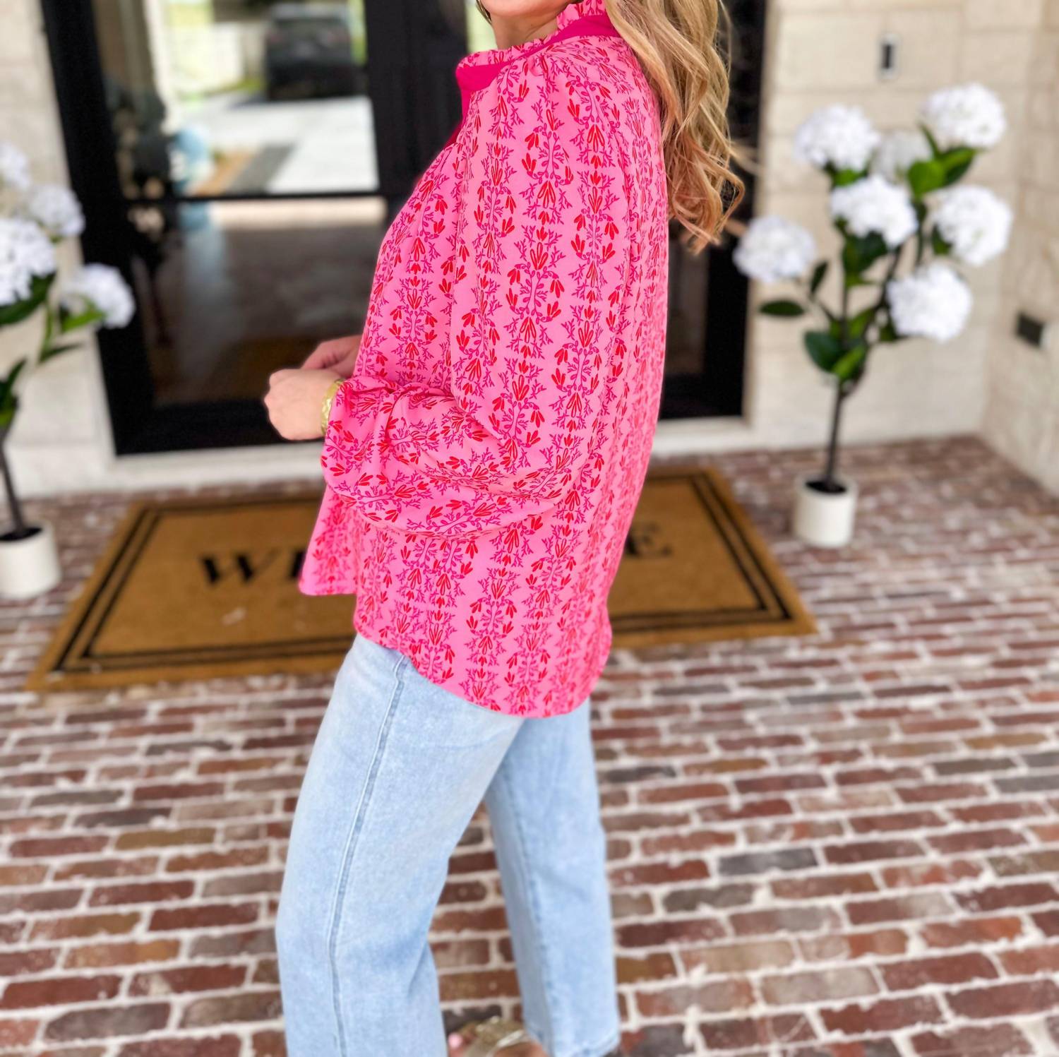 Mary Square - Gianna V-neck Top