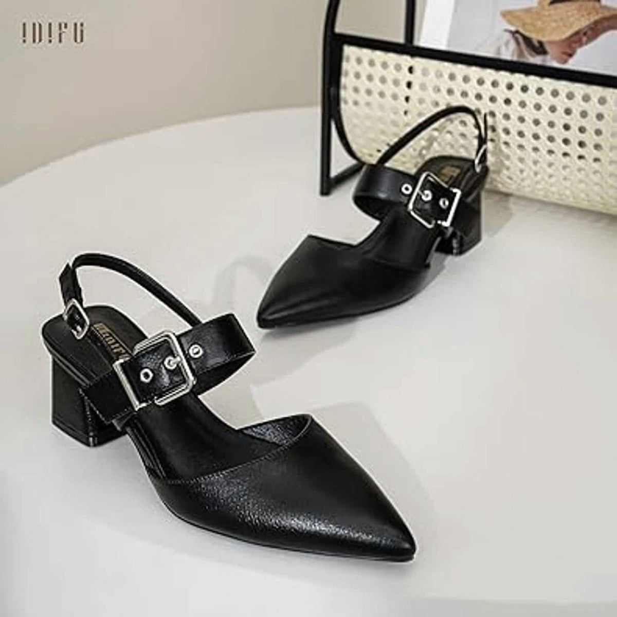 Idifu - Women's Pointy Toe Buckle Heels