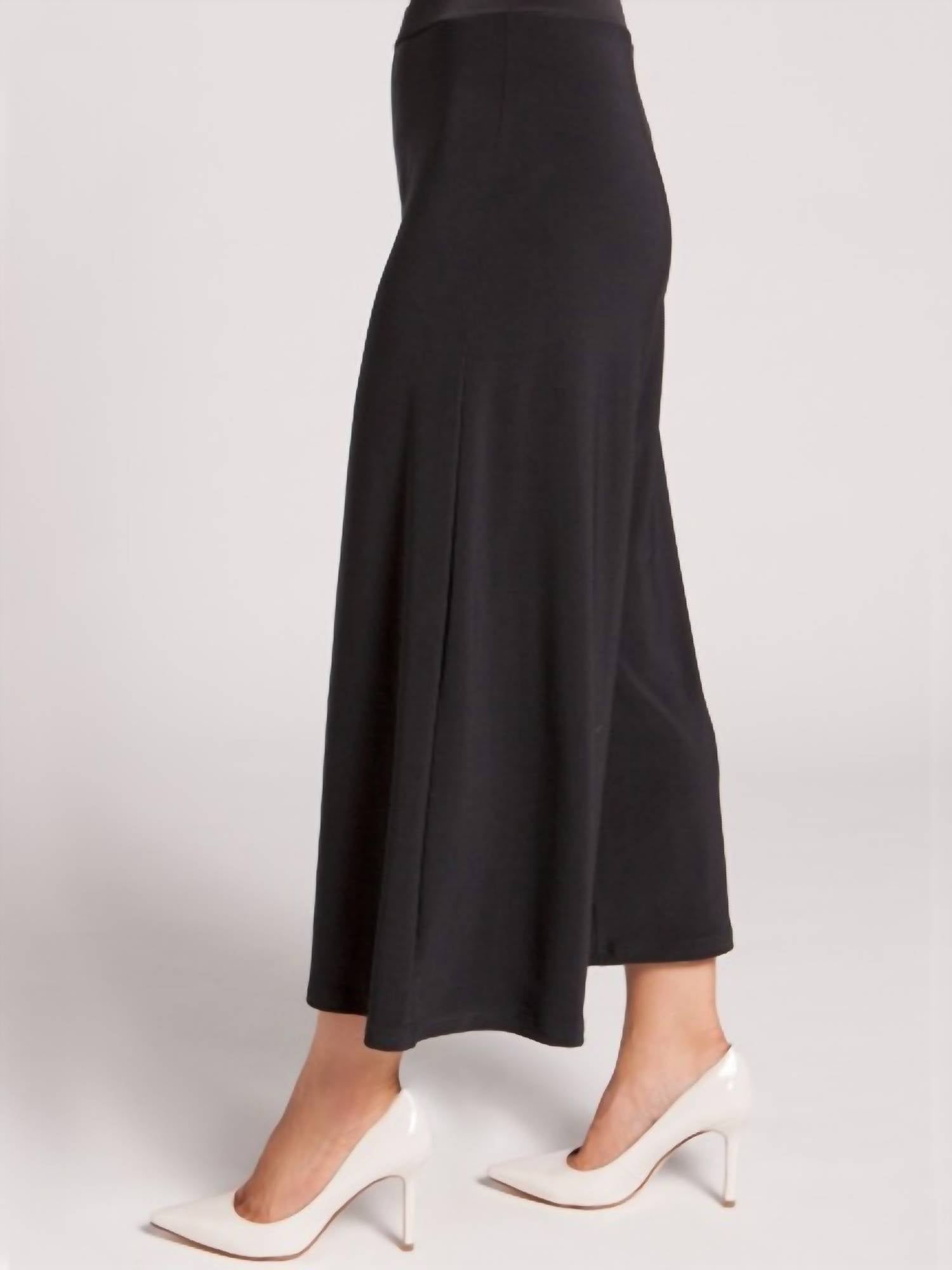 Sympli Women's Gaucho Pant in black - women's pants - detail view