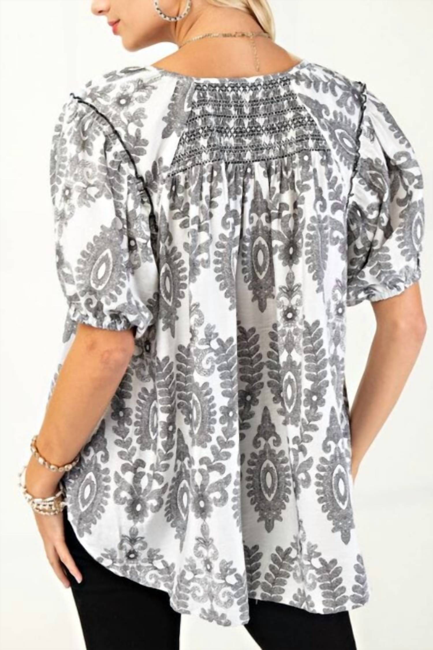 GiGiO Smocked Short Sleeve Top in grey - women's blouse - detail view