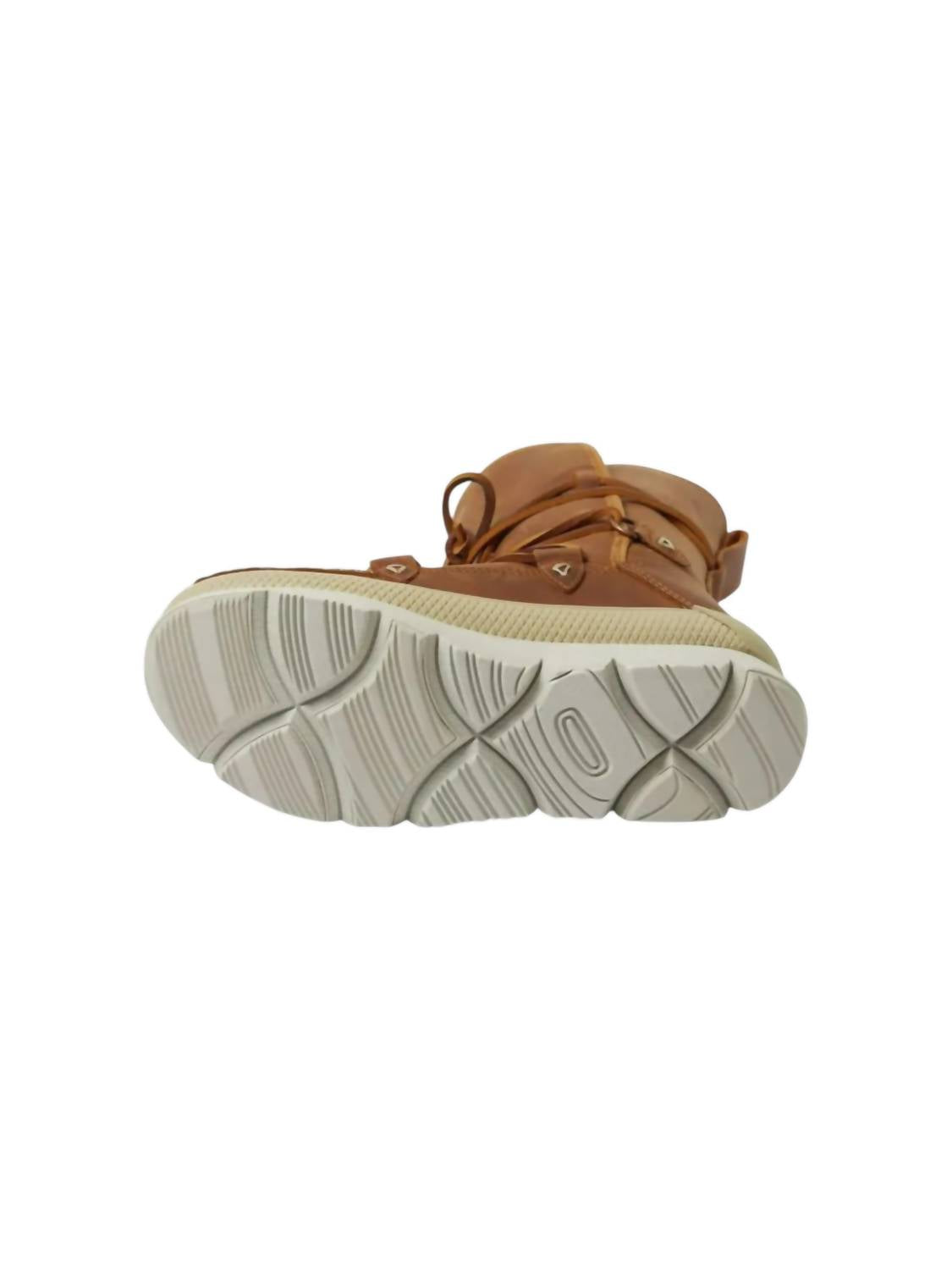 Manitobah Mukluks - Women's Waterproof Pacific Half Winter Boot
