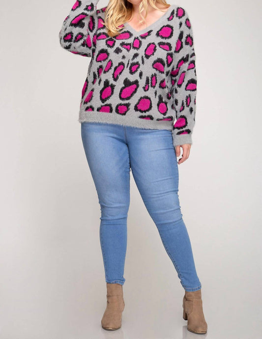 Leopard V Back Plus Sweater