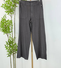 KUT FROM THE KLOTH Topaz Relaxed Wide Leg Pants in charcoal - women's pants - detail view
