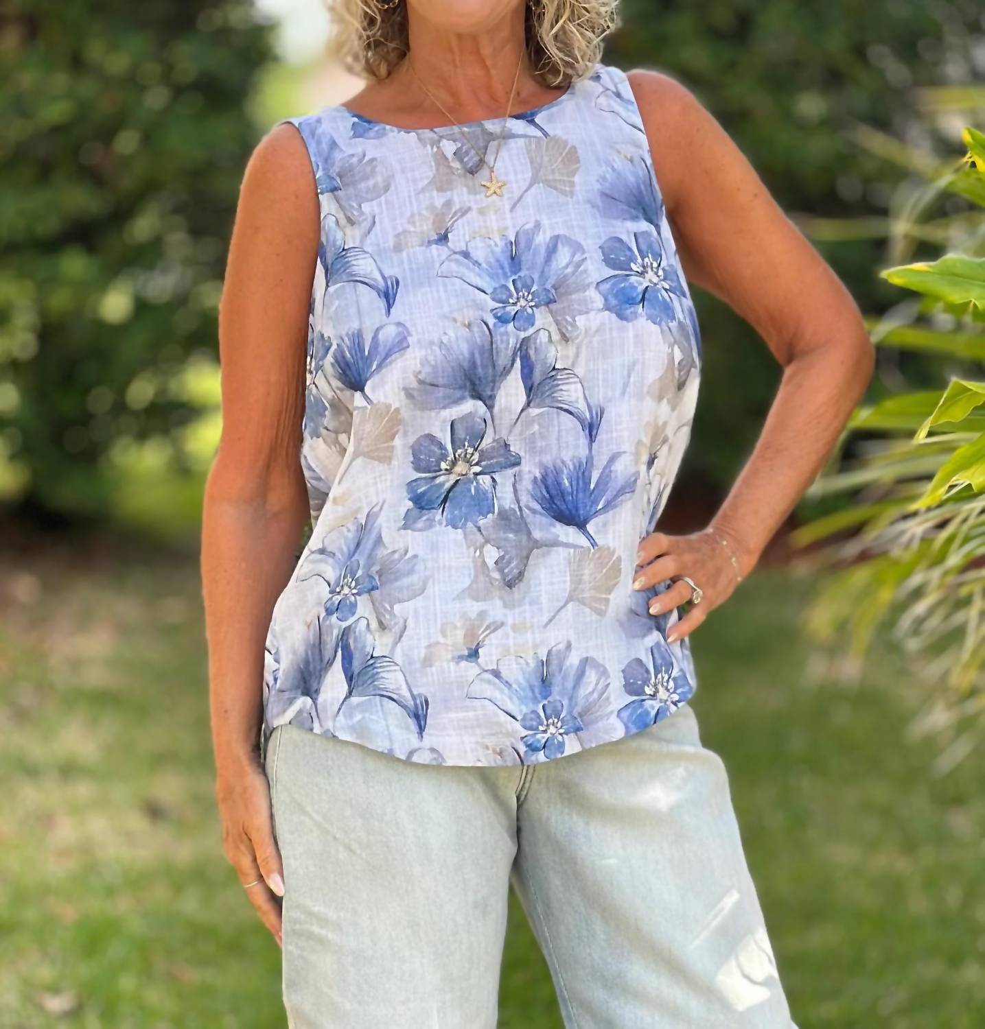 Charlie B - Printed Sleeveless Linen Blend Blouse