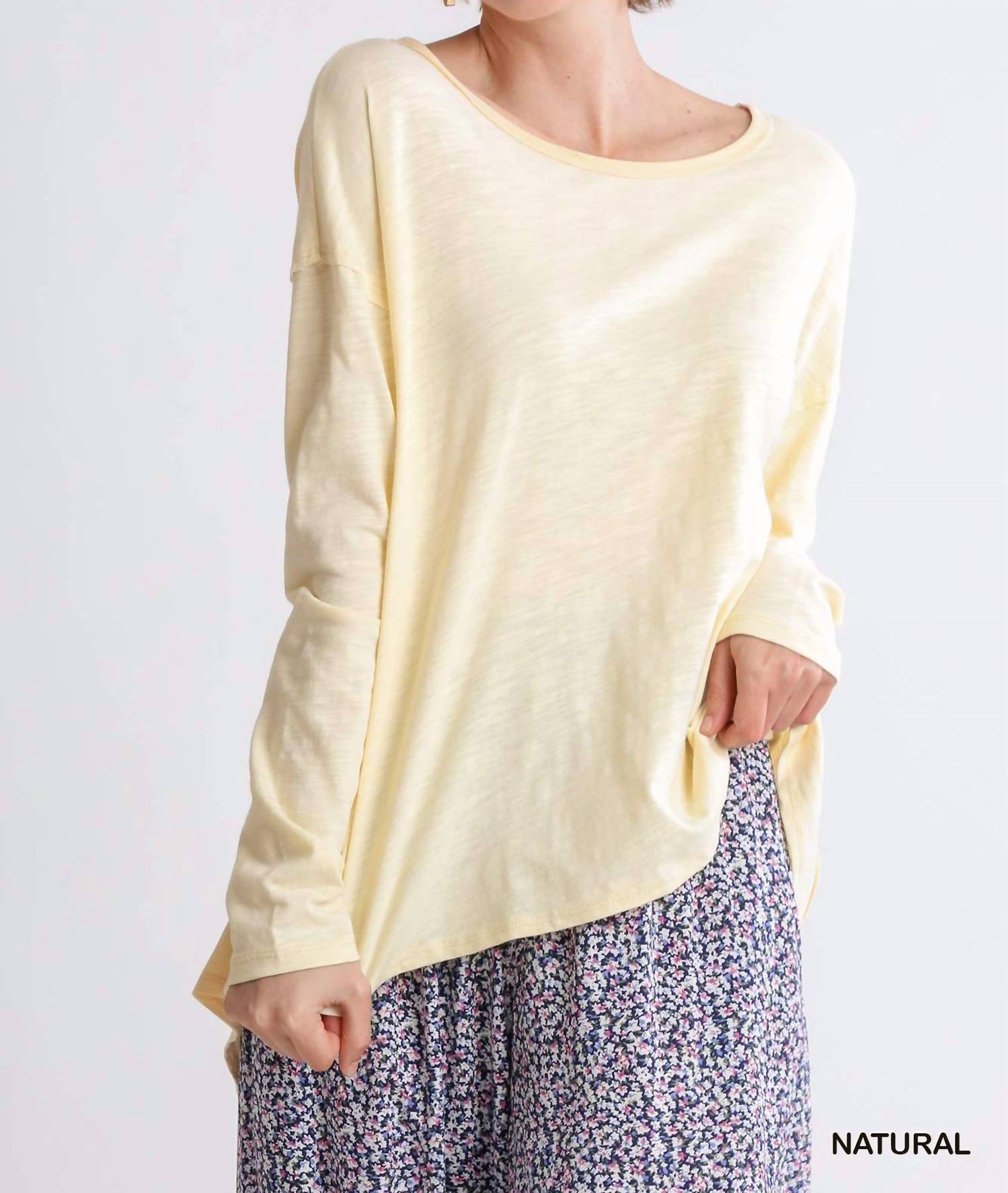 Umgee - Round Neck Slub Knit Woven Top