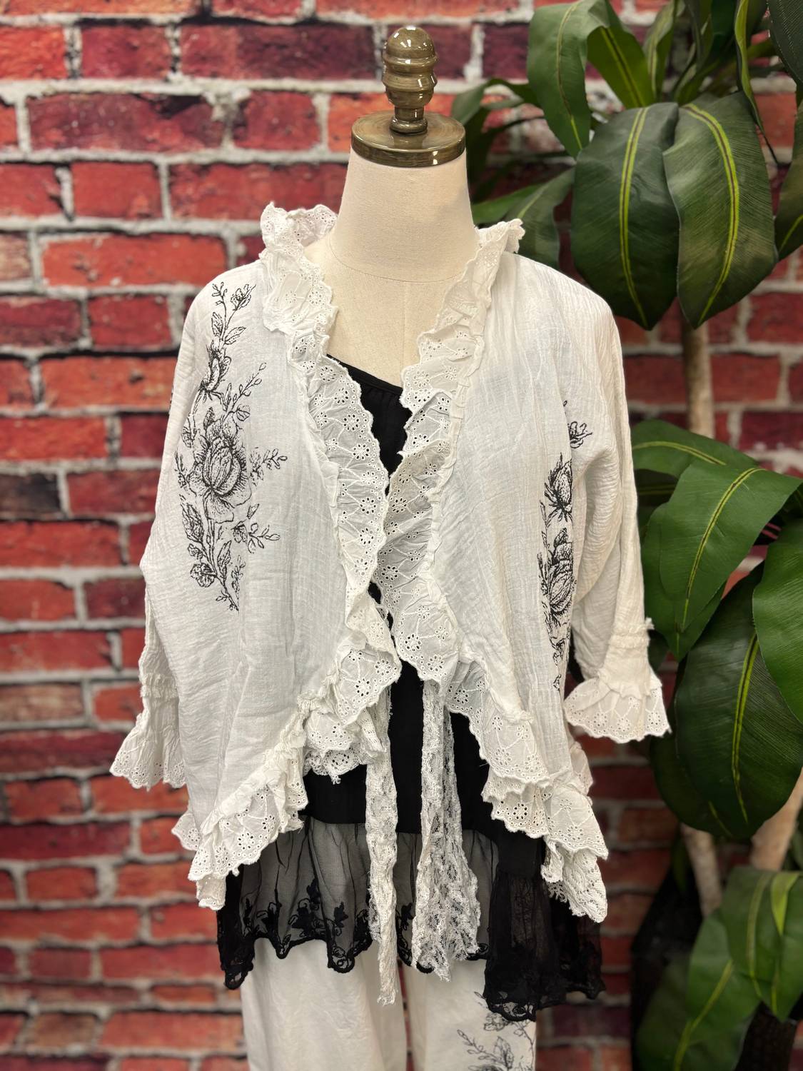 Paperlace - Vintage Romance Cardigan