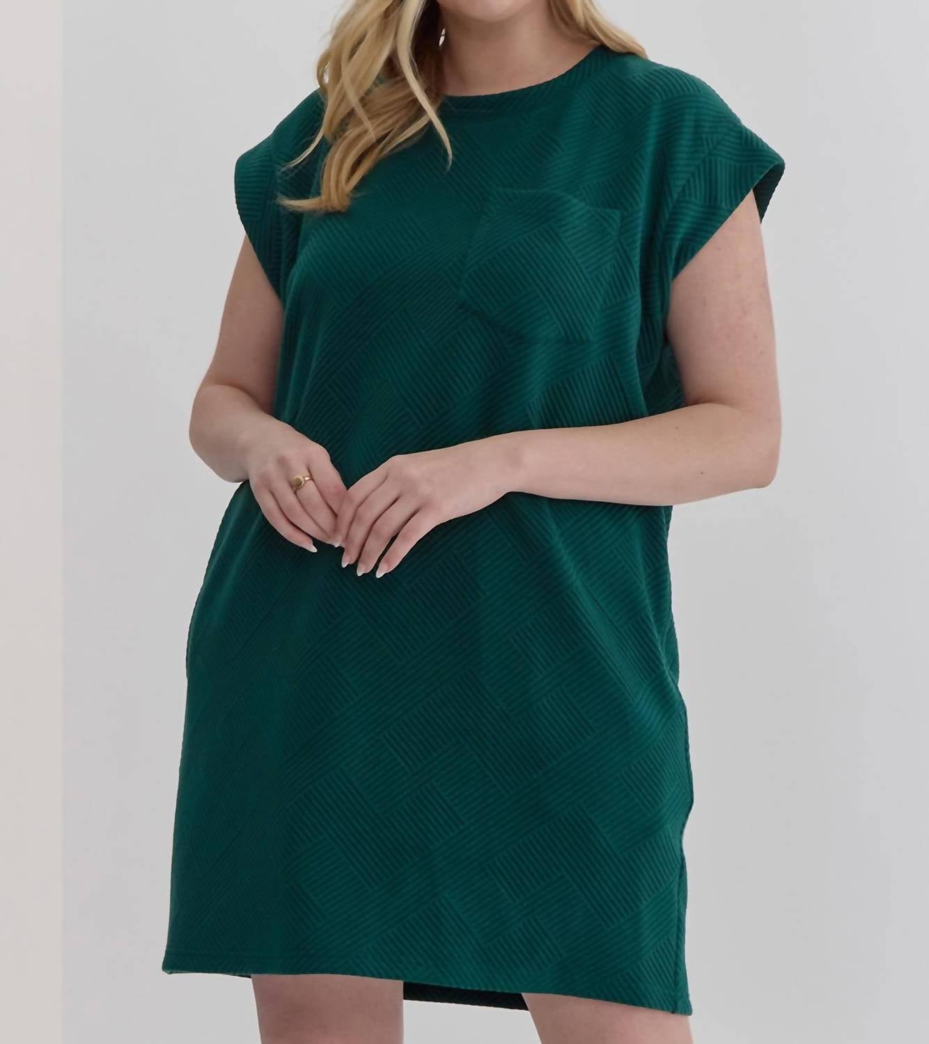 Entro - Quilted Round Neck Sleeveless Mini Dress