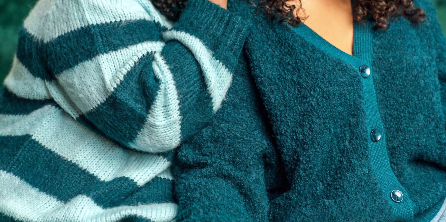 De Loreta - Oma Stripe Long Sleeve Sweater - Plus