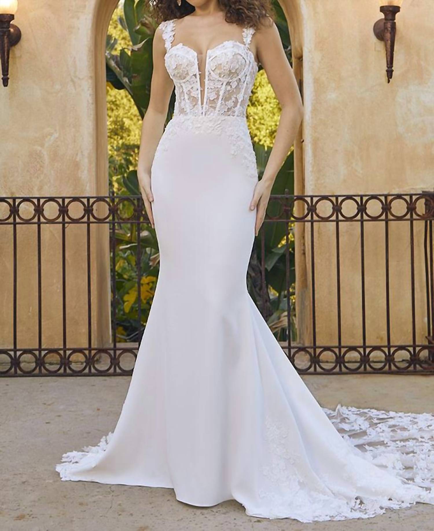 Casablanca - Odette Wedding Gown