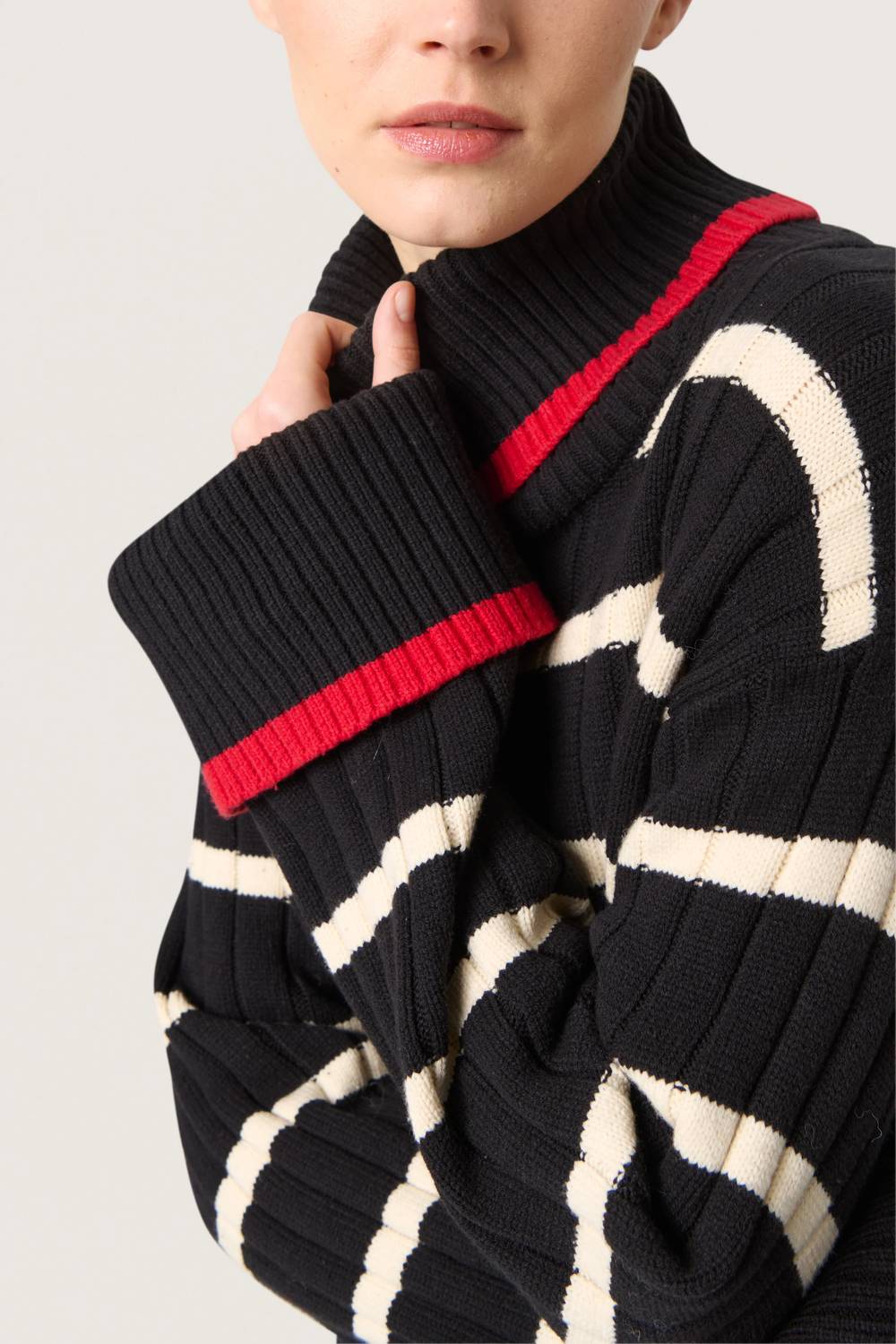 Soaked In Luxury - Musling Rollneck Rib Knit Pullover Sweater