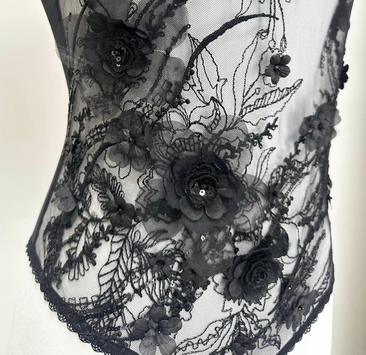 Carol Coelho - Aphrodite Embroidered Bodysuit