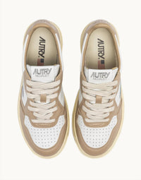 AUTRY Women's Medalist Low Sneaker in white pepper - women's sneaker - view 4