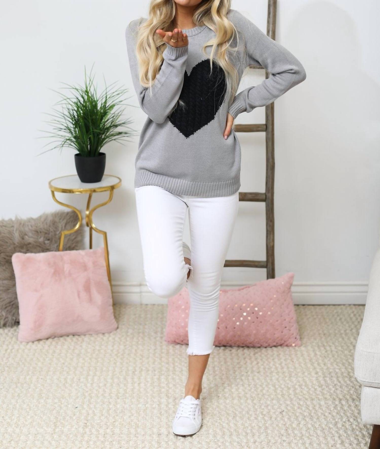 Yemak - Luxe Love Sweater
