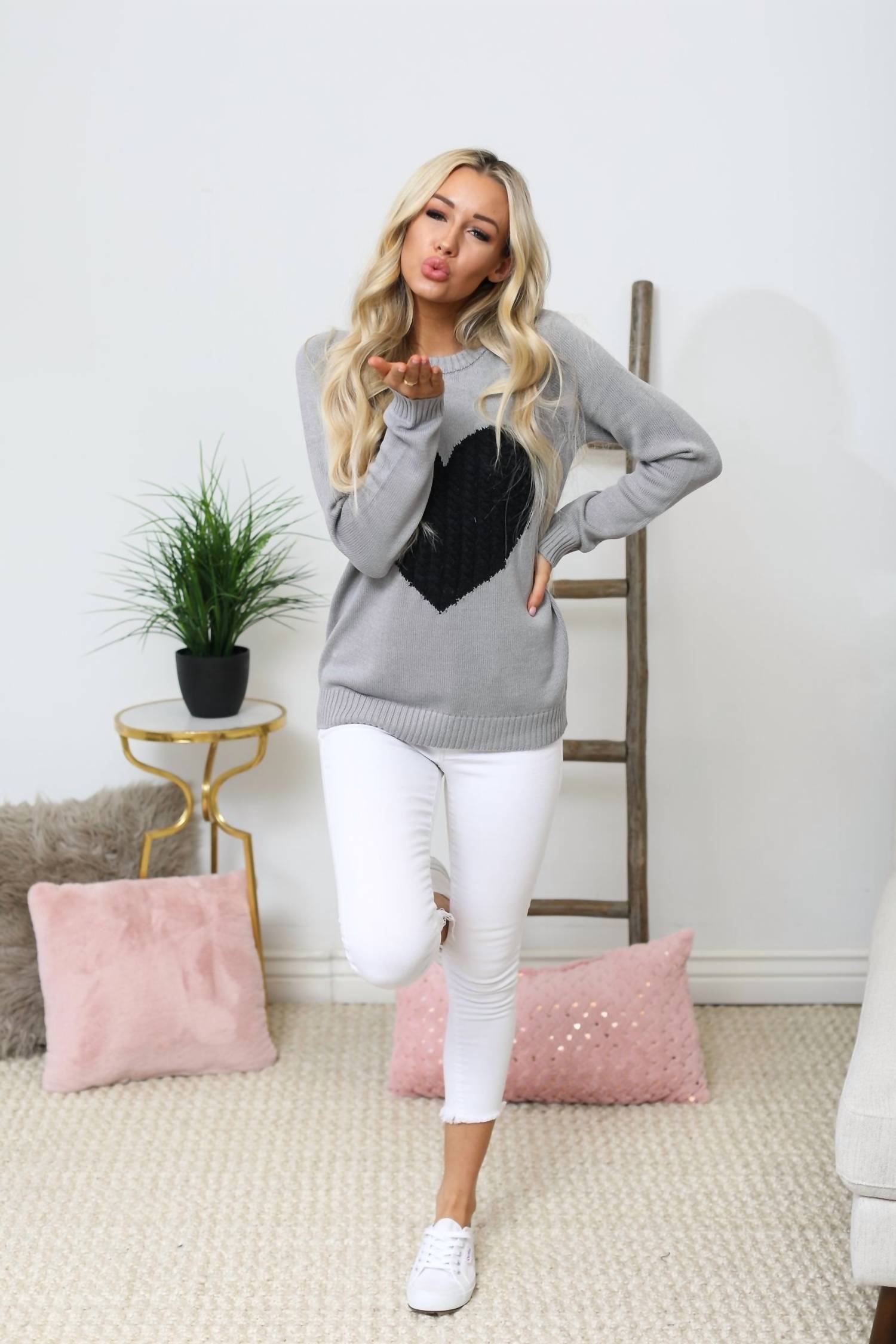 Yemak - Luxe Love Sweater