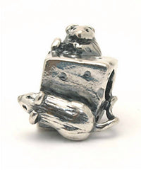 Trollbeads Women's Mouse On Cheese Bead Charm in silver - women's accessory