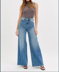CELLO Sarah High-rise Wide Leg Jeans in medium wash - women's jeans - view 4