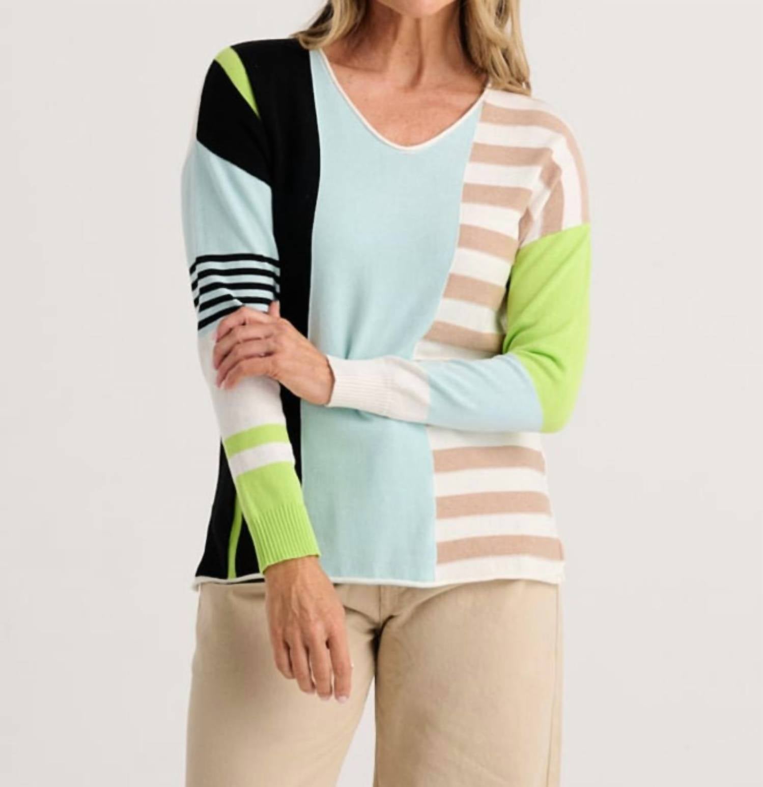 Zaket & Plover - Contrast Stripe V-neck Sweater