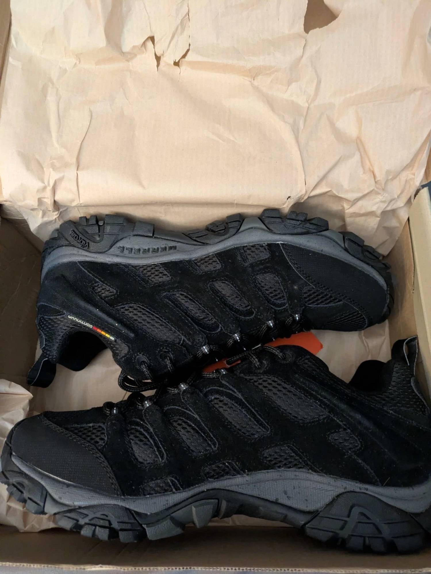 Merrell - Men's Moab Vent Wide Hiking Shoes