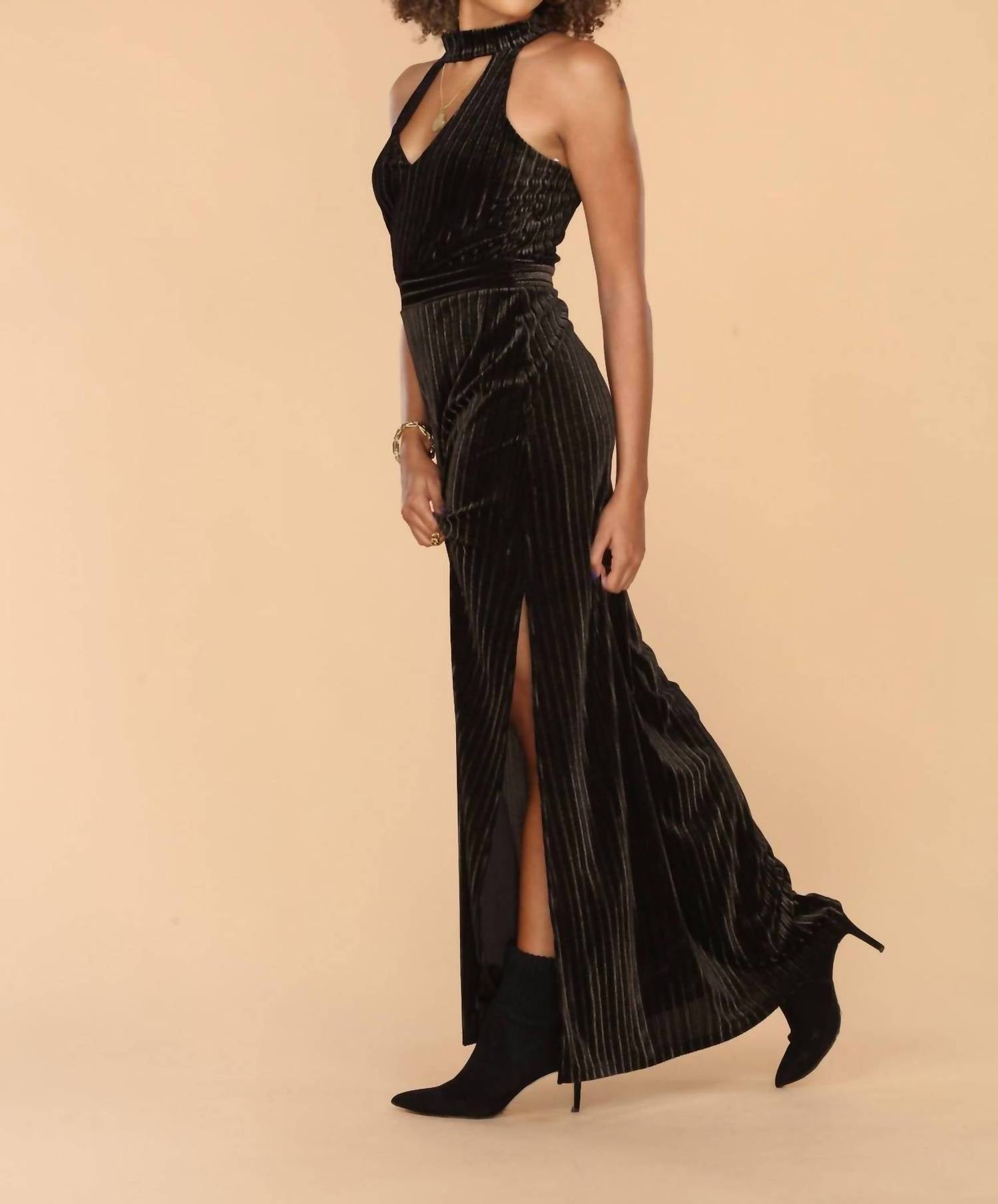 Veronica M - Own the Town Dress