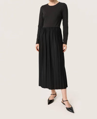 Soaked In Luxury - Simone Plisse Long Sleeve Maxi Dress