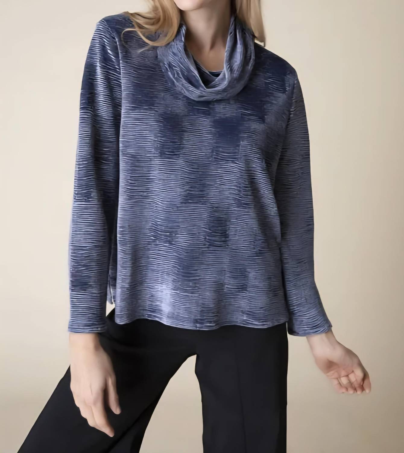 Habitat - Crinkle Velvet Easy Cowl Pullover