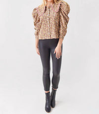 SPRWMN Capri High Rise Legging in black - women's pants - detail view