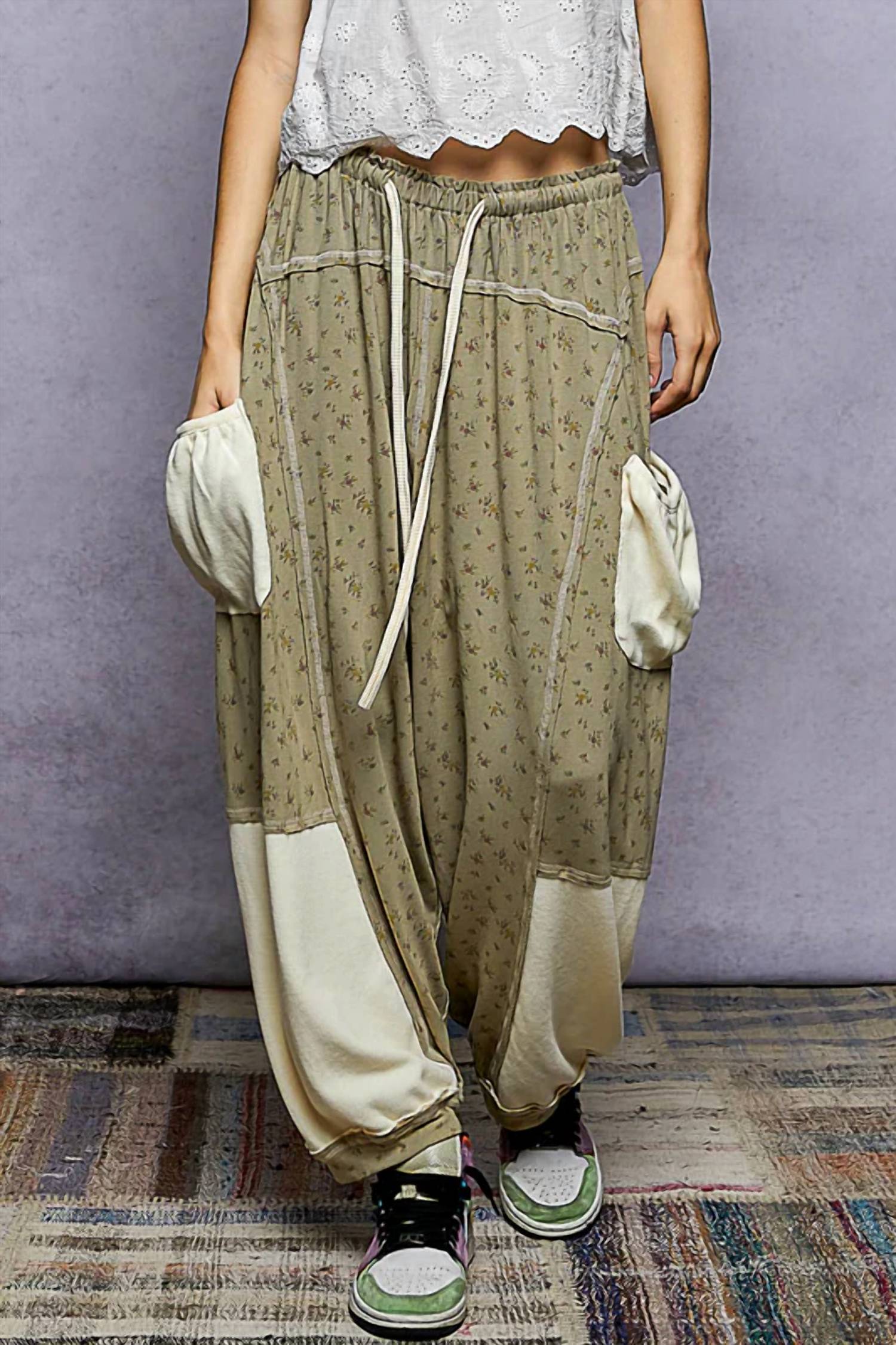 Pol - Oversized Floral Knit Pants