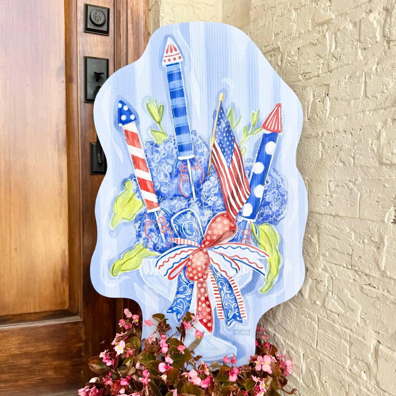Songbird Grove Collection - Patriotic Hydrangeas Yard Art