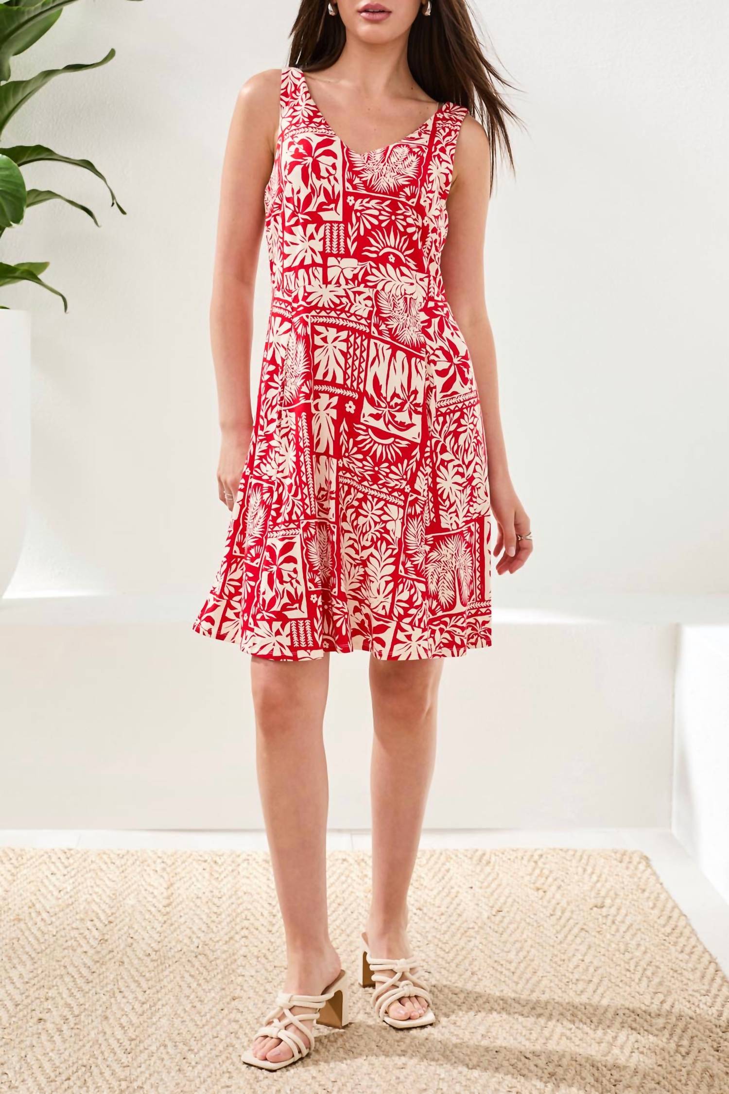 Tribal - SLEEVELESS V NECK DRESS
