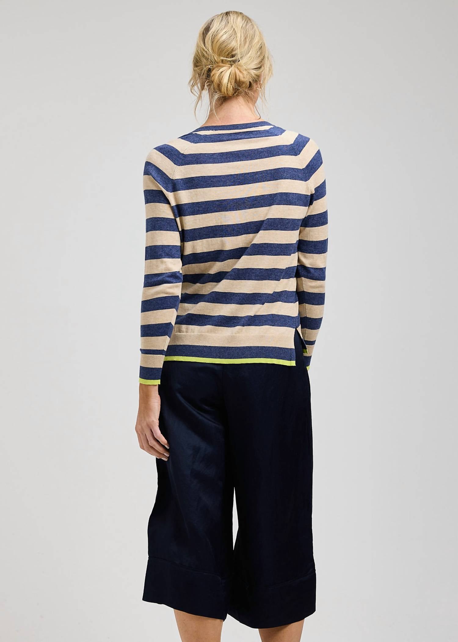 Zaket & Plover - Stripes V Neck Sweater Top