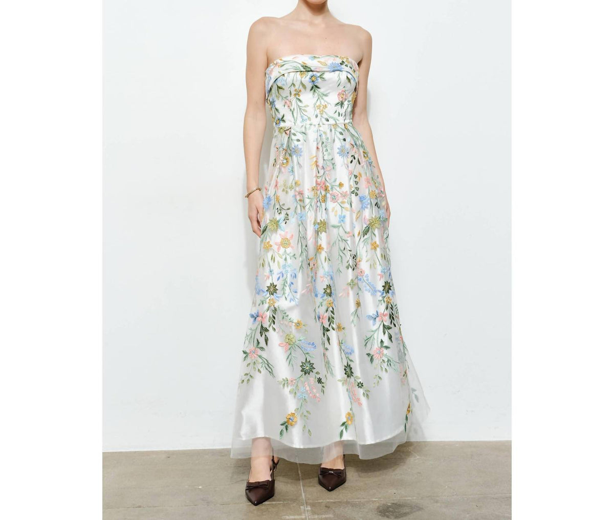 Ina Fashion - Romantic Off Shoulder Maxi Dress