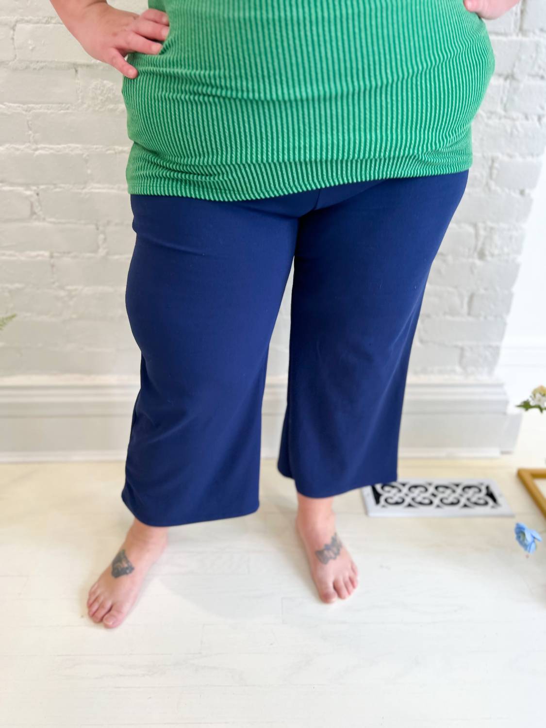 Heimish Usa - Lucy Wide Leg Stretchy Crop Pants