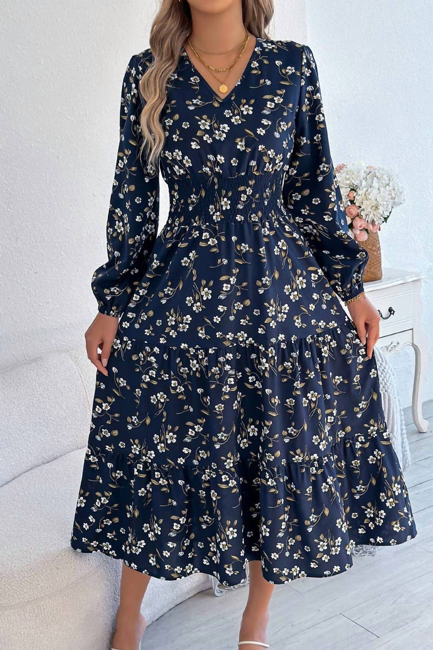 Ninexis - Oh My Darlin' Floral V Neck Long Sleeve Dress