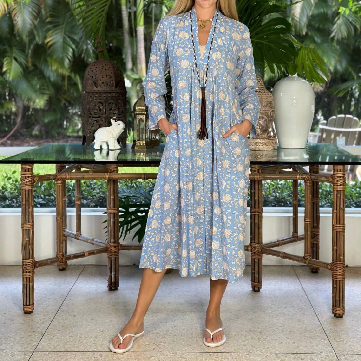 Just Darviny - Karolina V-neck Midi Dress