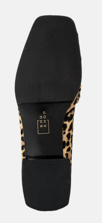 SHU SHOP Women's Therese Leopard Hair Loafers in brown black - women's sneaker - view 6